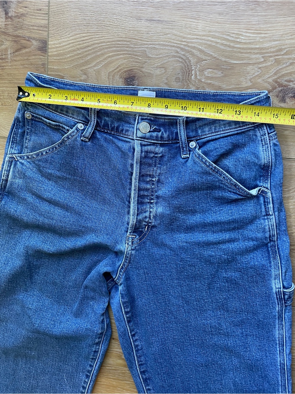 GAP High-Rise Straight Leg Carpinter Jeans‎ in Medium Blue Wash - Picture 3 of 9